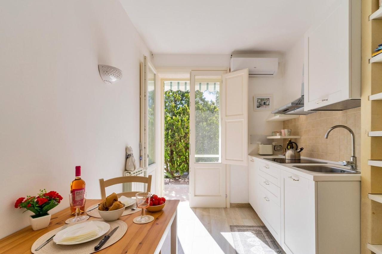 Bed and Breakfast Garden View Near The Sea Lecce Exterior foto
